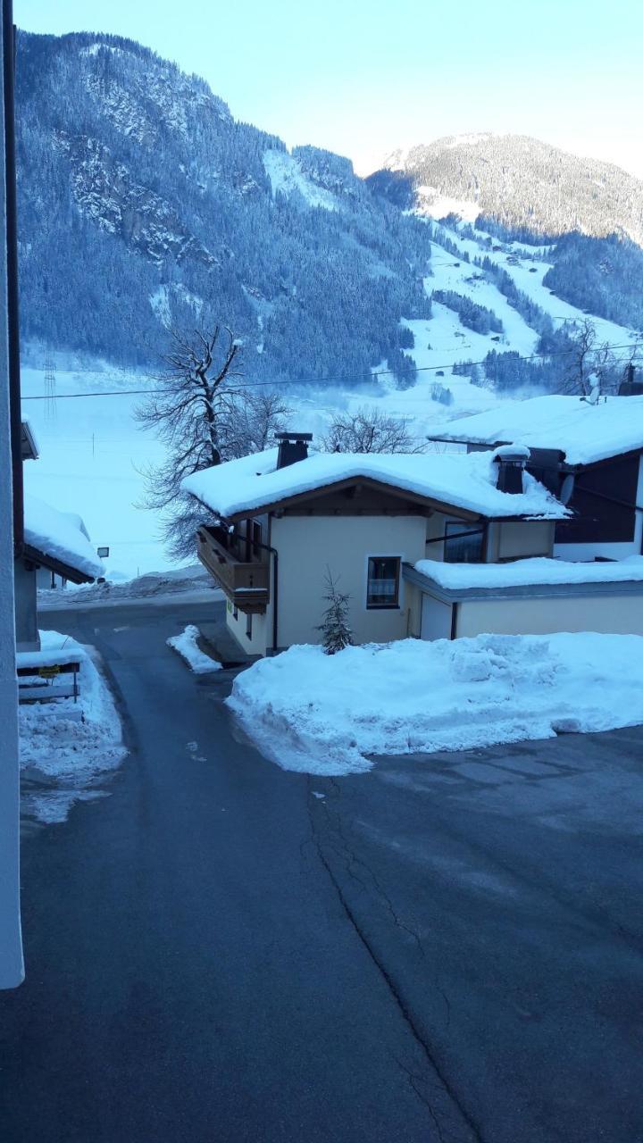 Hotel Eckartauerhof Mayrhofen Exterior photo